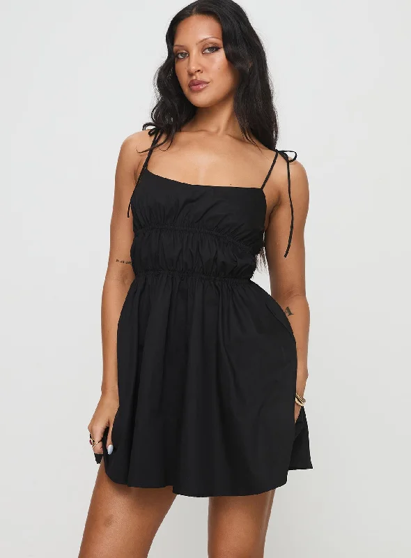 Jacksonne Mini Dress Black