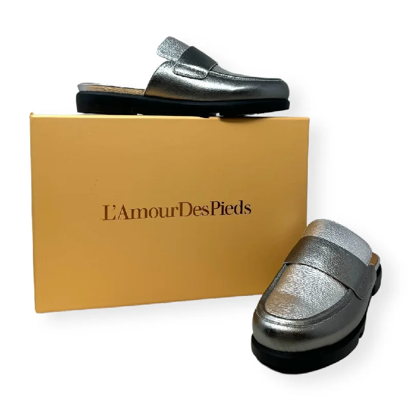 Metallic Loafer Mule Silver Shoes Flats L’Amour des Pieds, Size 8