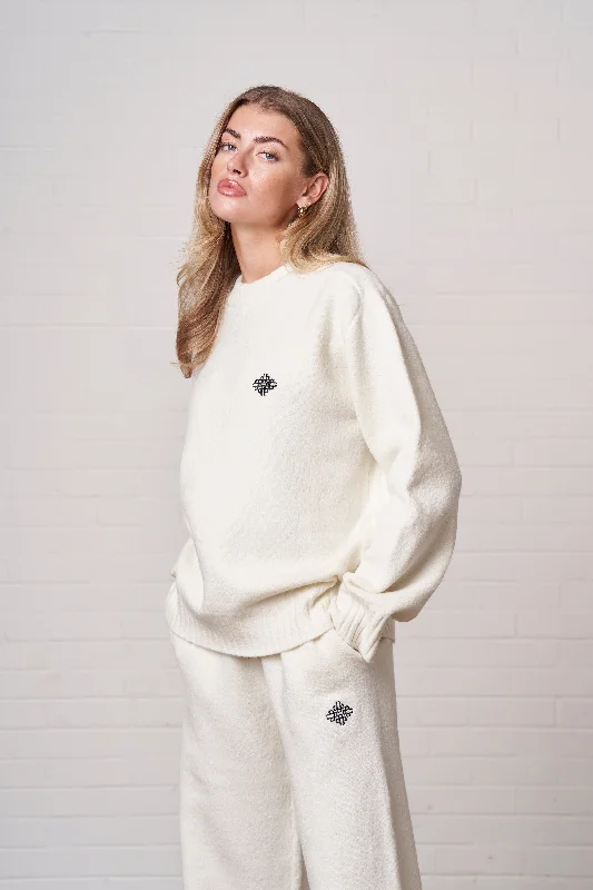 FLUFFY EMBLEM EMBROIDERED CREW - OFF WHITE