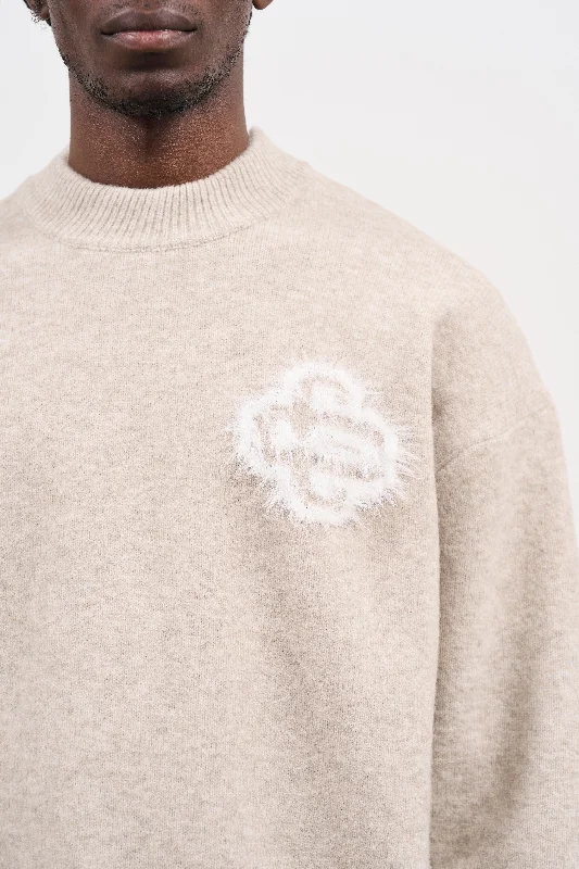 FLUFFY EMBLEM KNITTED CREW - BEIGE