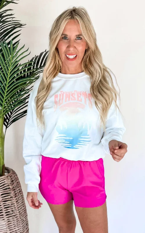 Chasing Sunsets Graphic Crewneck Sweatshirt