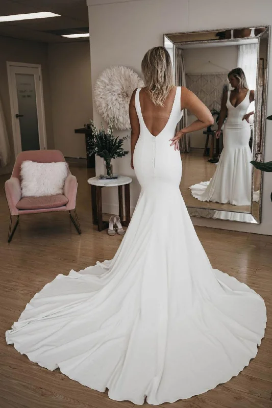 V-Neck Backless Mermaid Wedding Dresses with Trailing