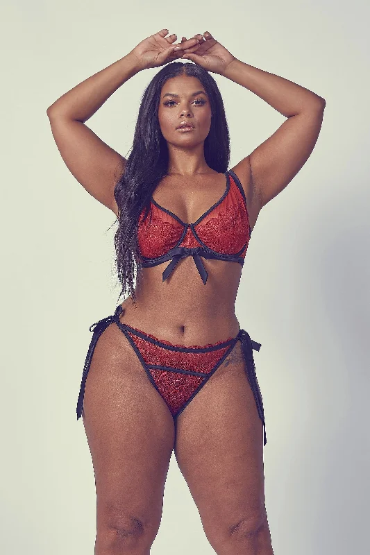 Women's bras with a contoured cup designGabi Fresh Acacia Lace Tie sides brief with Bow Women's bras with a contoured cup designGabi Fresh Acacia Lace Tie sides brief with Bow