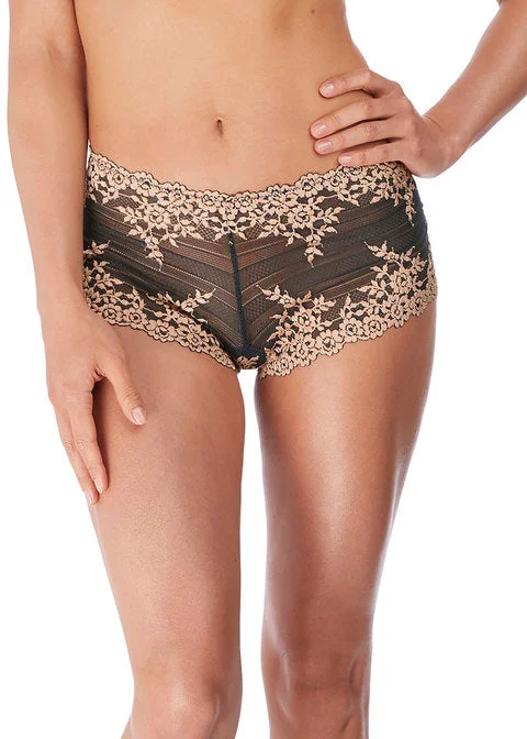 Women's wireless bras for all - day comfortWacoal Embrace Lace Boy Short, Ebony / Shifting Sand Women's wireless bras for all - day comfortWacoal Embrace Lace Boy Short, Ebony / Shifting Sand