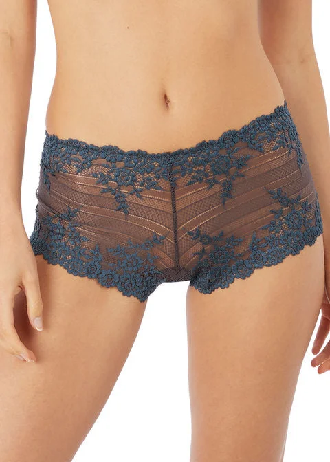 Women's padded bras for a more rounded shapeWacoal Embrace Lace Boy Short, Nine Iron / Ensign Blue Women's padded bras for a more rounded shapeWacoal Embrace Lace Boy Short, Nine Iron / Ensign Blue