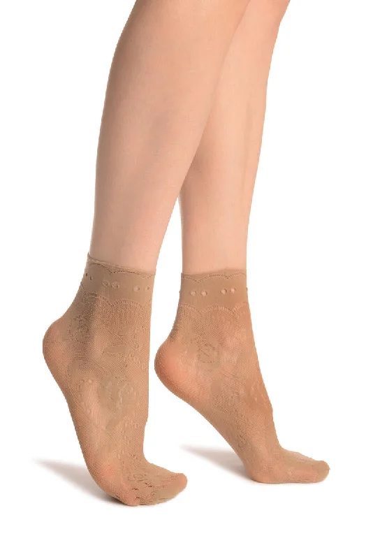 Women's thigh - high socks in a fishnet patternBeige Roses Lace With Comfort Top Ankle High Socks Women's thigh - high socks in a fishnet patternBeige Roses Lace With Comfort Top Ankle High Socks