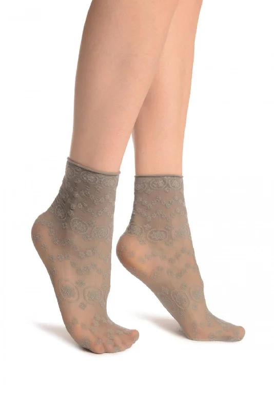 Women's ribbed knee - high socks for a classic lookGrey Water Lilly With Comfortable Top Ankle High Socks Women's ribbed knee - high socks for a classic lookGrey Water Lilly With Comfortable Top Ankle High Socks