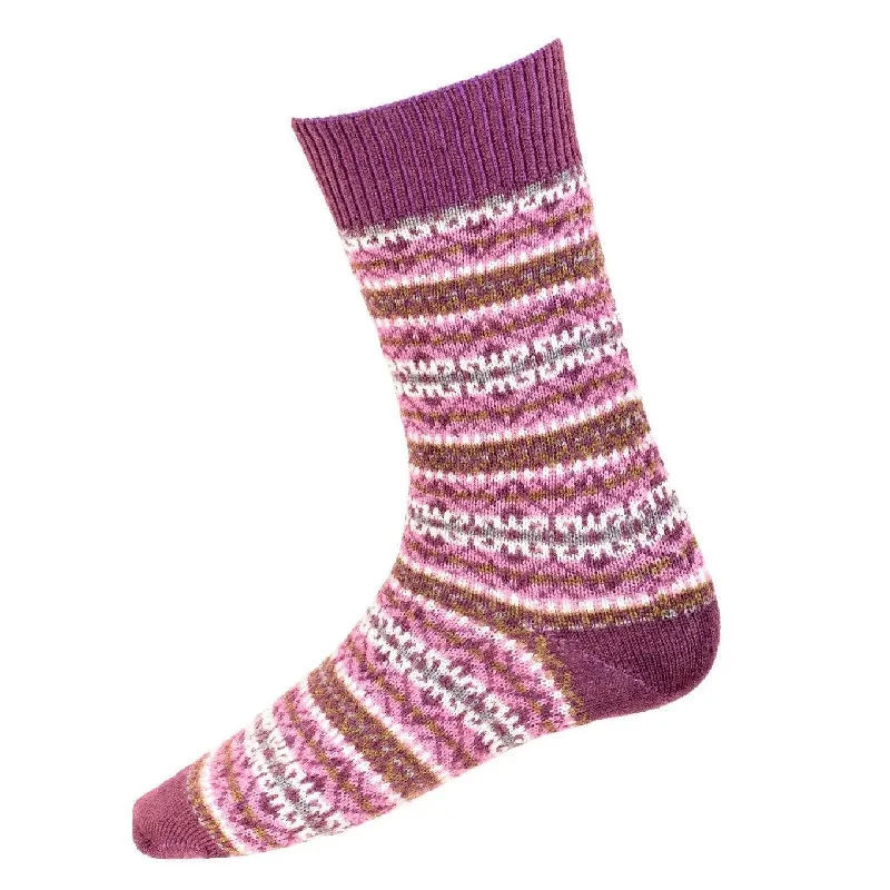 Women's silk - lined socks for a luxurious feelMen's Fair Isle Socks - Thistle Purple Women's silk - lined socks for a luxurious feelMen's Fair Isle Socks - Thistle Purple