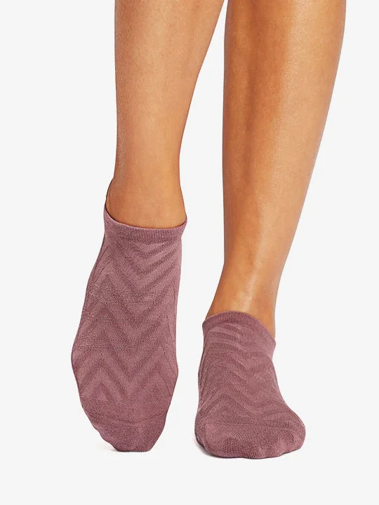 Women's cotton blend socks for breathabilityTavi Noir Savvy Breeze Grip Socks - Rose Women's cotton blend socks for breathabilityTavi Noir Savvy Breeze Grip Socks - Rose