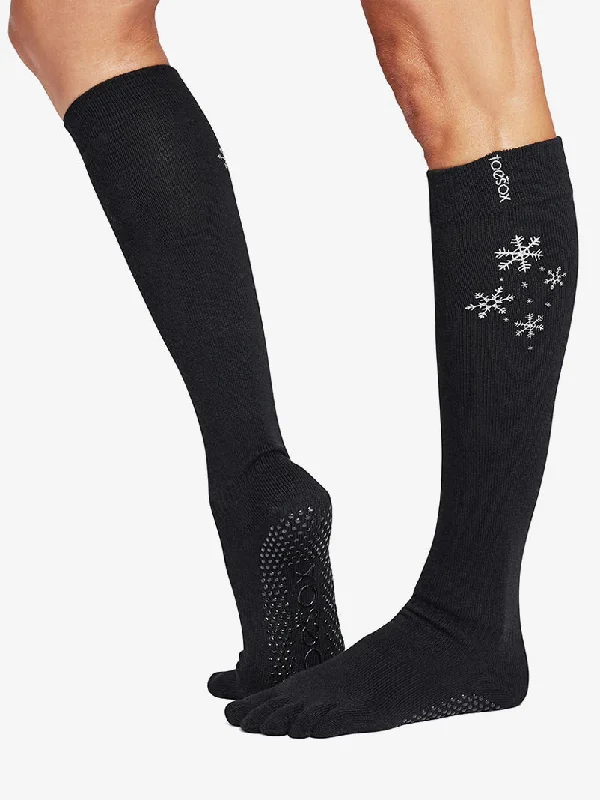Women's ribbed knee - high socks for a classic lookToeSox Full Toe Knee High Grip Socks - Snowflurry Women's ribbed knee - high socks for a classic lookToeSox Full Toe Knee High Grip Socks - Snowflurry