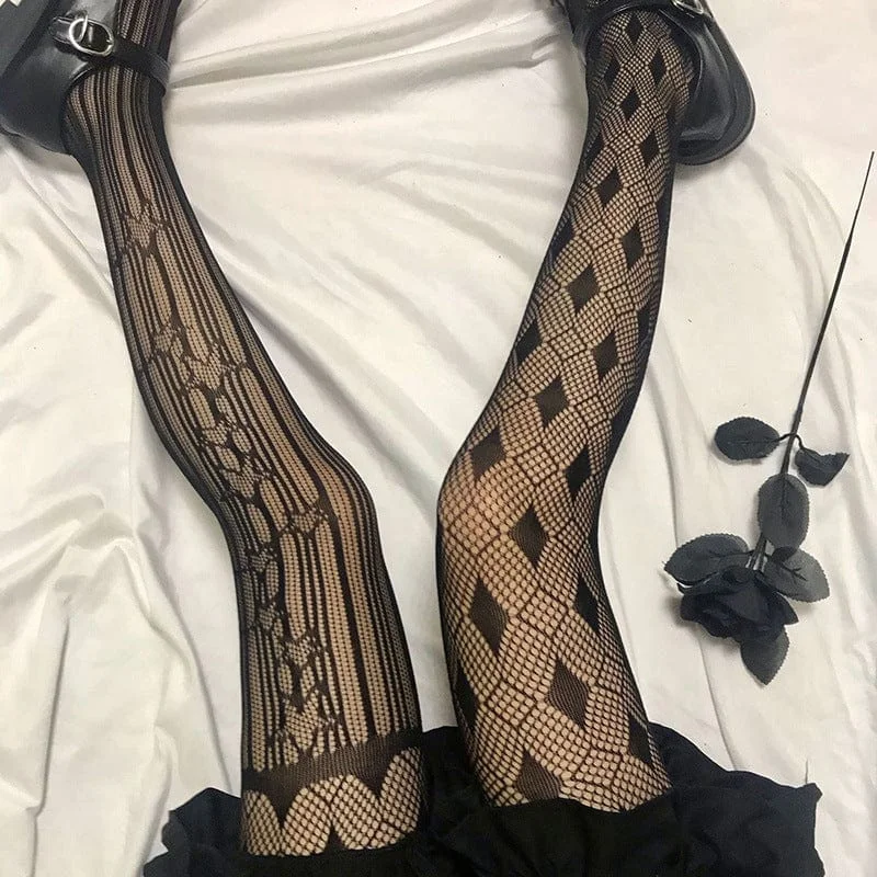 Women's thigh - high socks in a fishnet patternWomen's Punk Asymmetrical Lace Stockings Women's thigh - high socks in a fishnet patternWomen's Punk Asymmetrical Lace Stockings
